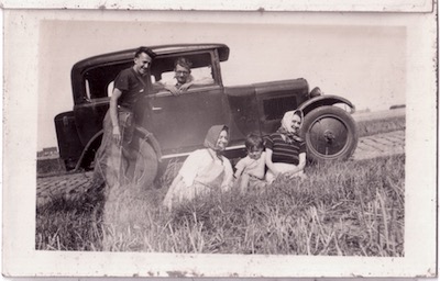 Bob, Robert-Beat, Madeleine Beat-Chauleur et Mme Lebleu - 1932