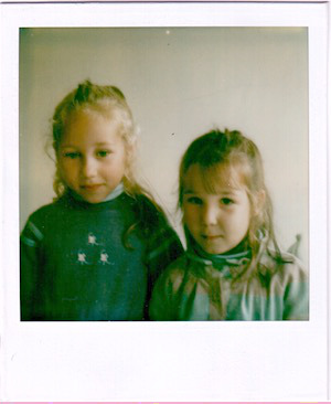 Claire et Anne - Polaroid - 1982