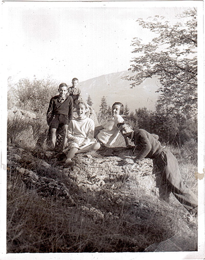 Les Alpes, 1957, Gérard, Jean-Francis, Marie-Laure, Mauricette et Robert Cheriez